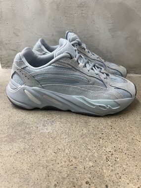 Yeezy Women’s Light Gray Low-Top Sneakers